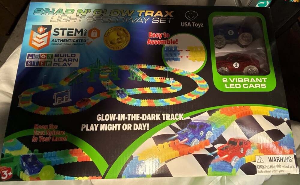 USA Toyz Snap N' Glow Trax Light Speedway Set 360 Pcs